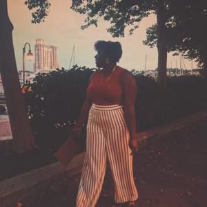 Meet your Posher, Jalesa